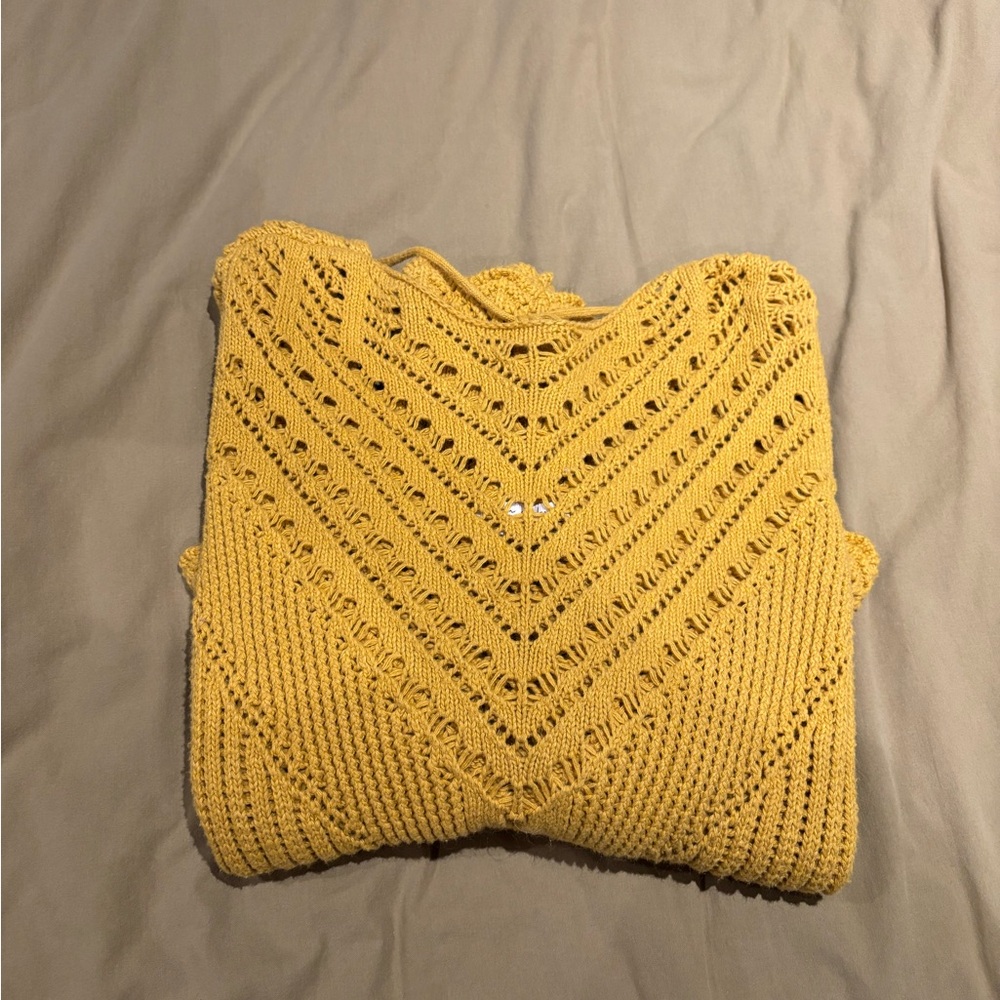 Willow & Clay Mustard V-Neck Sweater